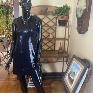 Karen Kane mix n mingle fabulous V-neck dress!